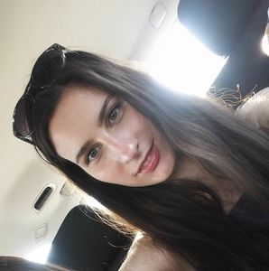 Meet your Posher, Yoana